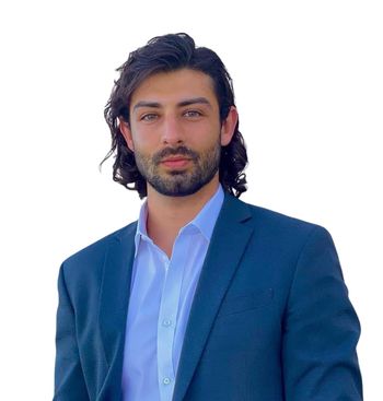 Portrait of Anthony DiCosimo, REALTOR®.